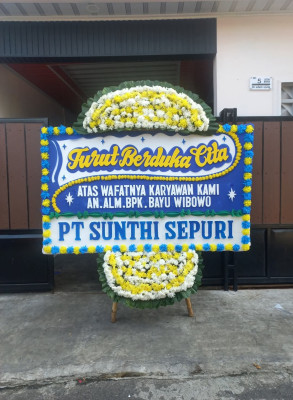 Papan Bunga Duka di Birobuli Selatan