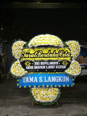 Papan Bunga Duka di Birobuli Selatan
